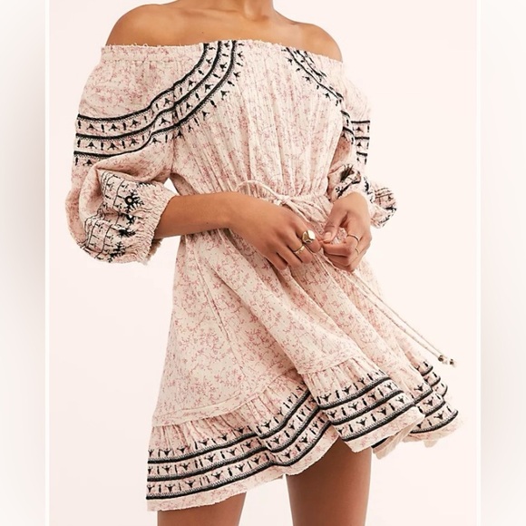 Free People Swing Into Spring floral embroidered off shoulder Mini Dress Sz S/P - Picture 1 of 13